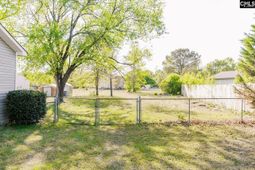 216 Jeffers Circle photo 4