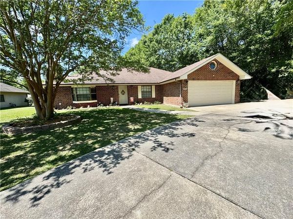8003 FISHOOK Lane, Picayune, MS 39466