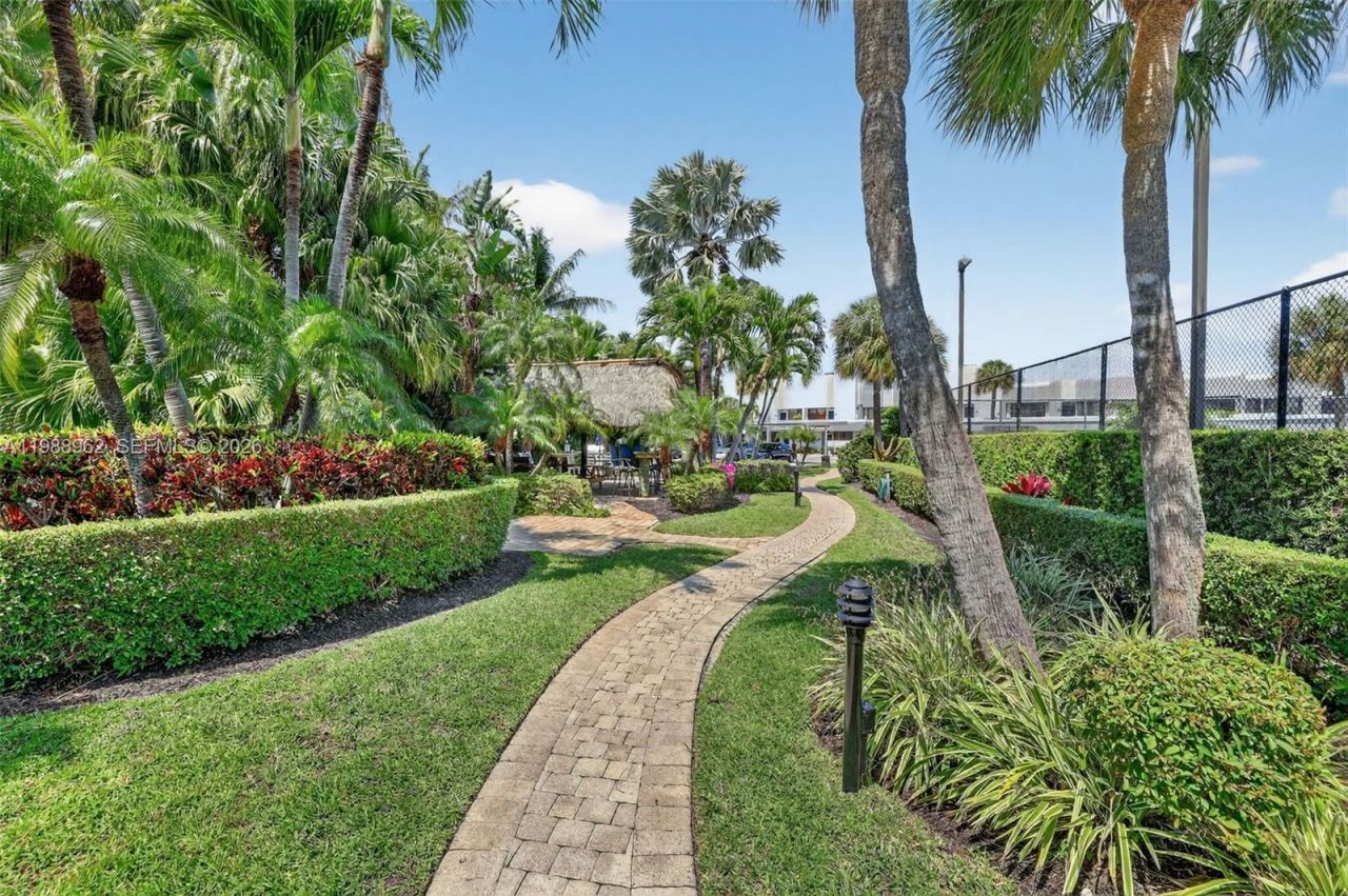 1100 SE 5th Ct, Unit 24, Pompano Beach, FL 33060 Photo