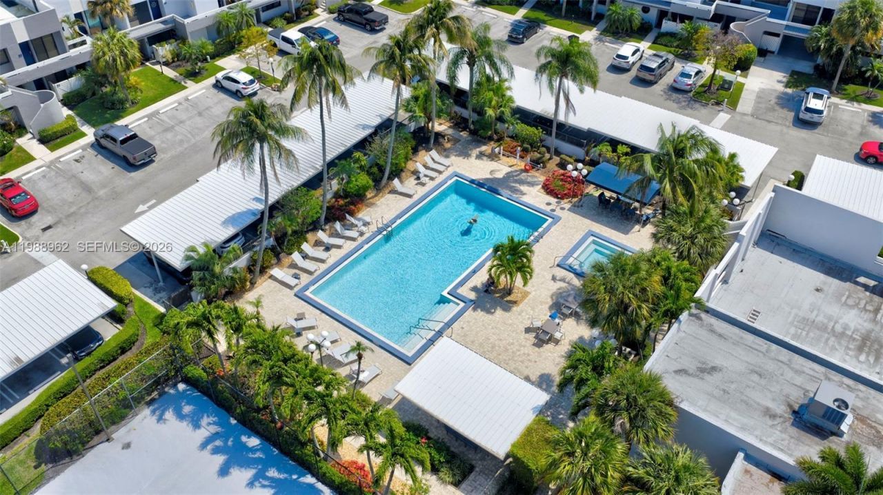 1100 SE 5th Ct, Unit 24, Pompano Beach, FL 33060 Photo