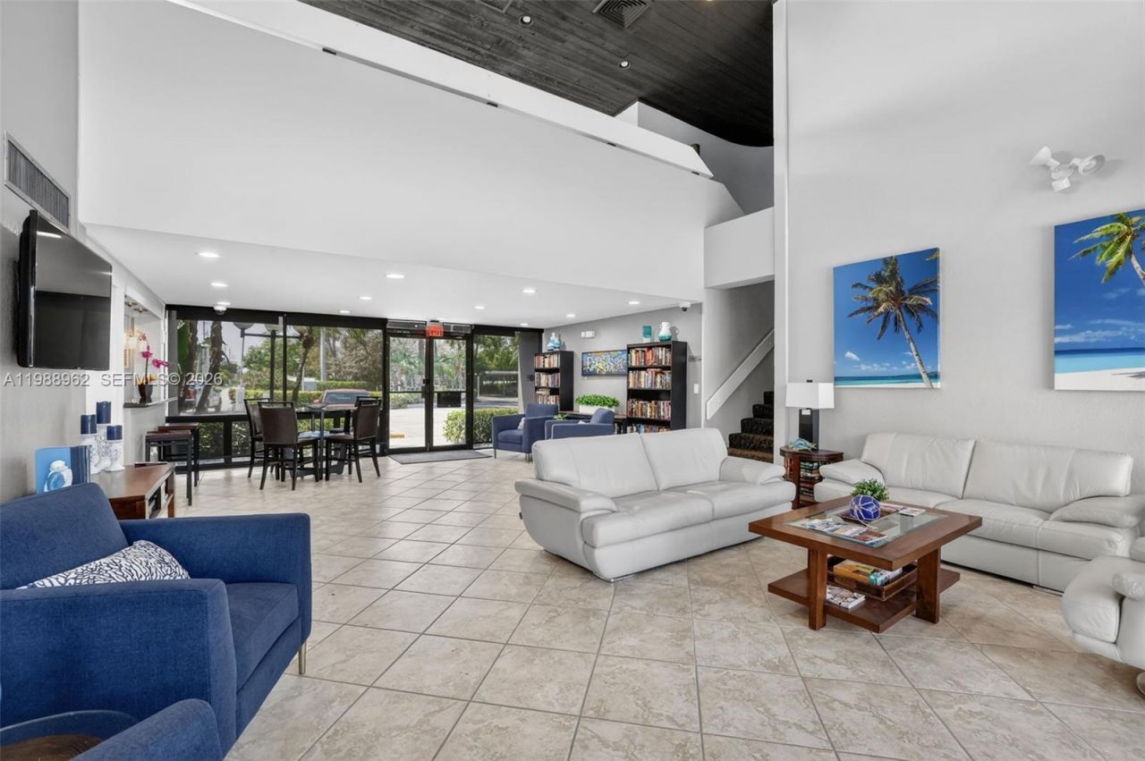 1100 SE 5th Ct, Unit 24, Pompano Beach, FL 33060 Photo