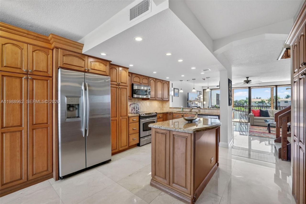 1100 SE 5th Ct, Unit 24, Pompano Beach, FL 33060 Photo