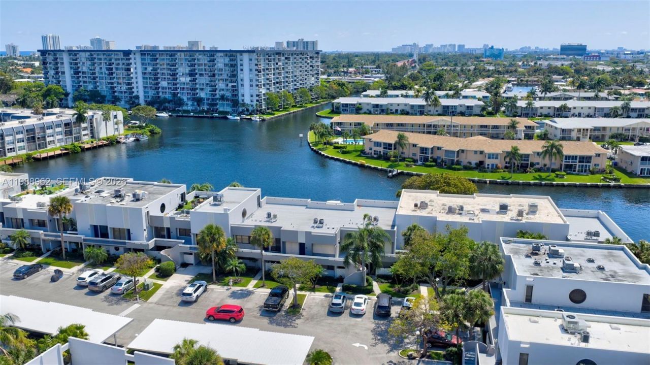 1100 SE 5th Ct, Unit 24, Pompano Beach, FL 33060 Photo