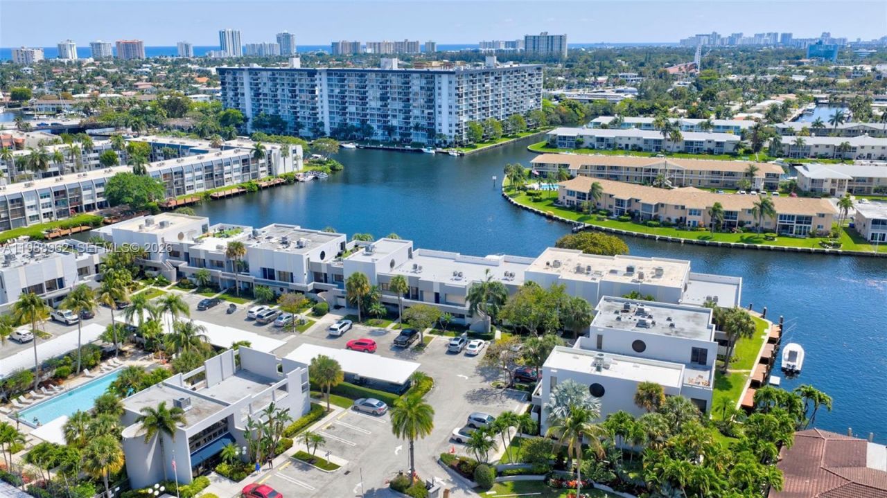 1100 SE 5th Ct, Unit 24, Pompano Beach, FL 33060 Photo
