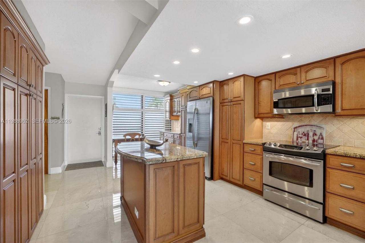 1100 SE 5th Ct, Unit 24, Pompano Beach, FL 33060 Photo