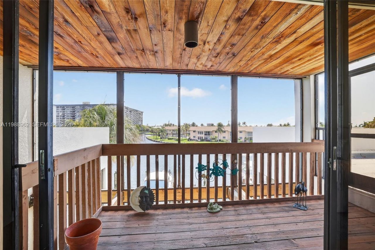 1100 SE 5th Ct, Unit 24, Pompano Beach, FL 33060 Photo