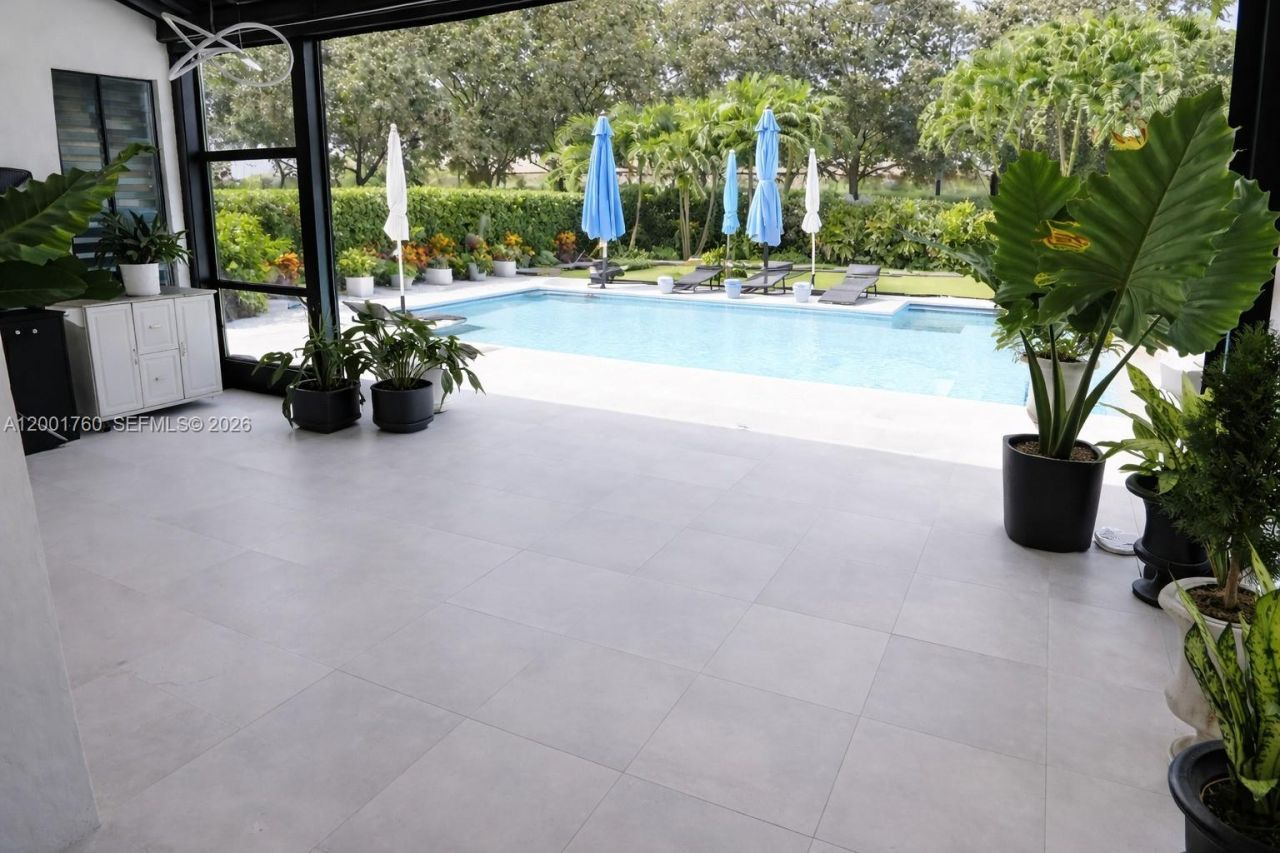 8537 NW 39th Ct, Cooper City, FL 33024 Photo