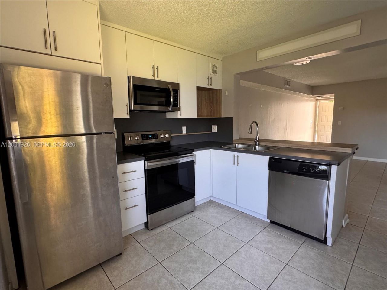 910 Constitution Dr, Unit 910C, Homestead, FL 33034 Photo