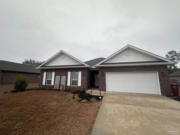 4745 Dupont Cir, Pace, FL 32571