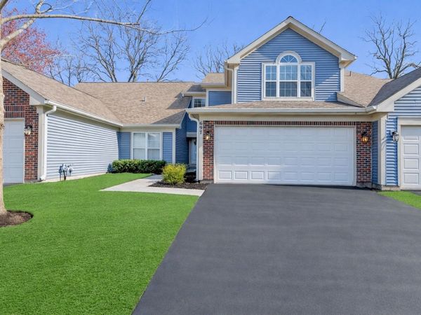 697 Bent Ridge Lane , Elgin, IL 60120