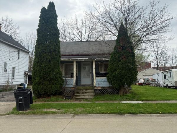 108 Rush Street, Elyria, OH 44035