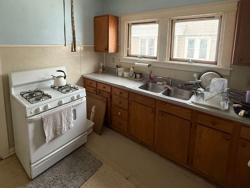 622 Middle Avenue, Elyria, OH 44035 Photo 13