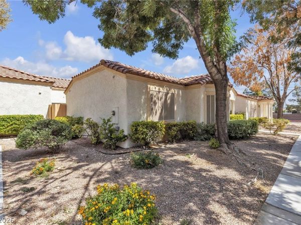 5400 Paul Kurtz Way , Unit 105, Las Vegas, NV 89108