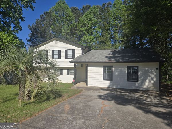 938 Iron Gate Blvd, Jonesboro, GA 30238