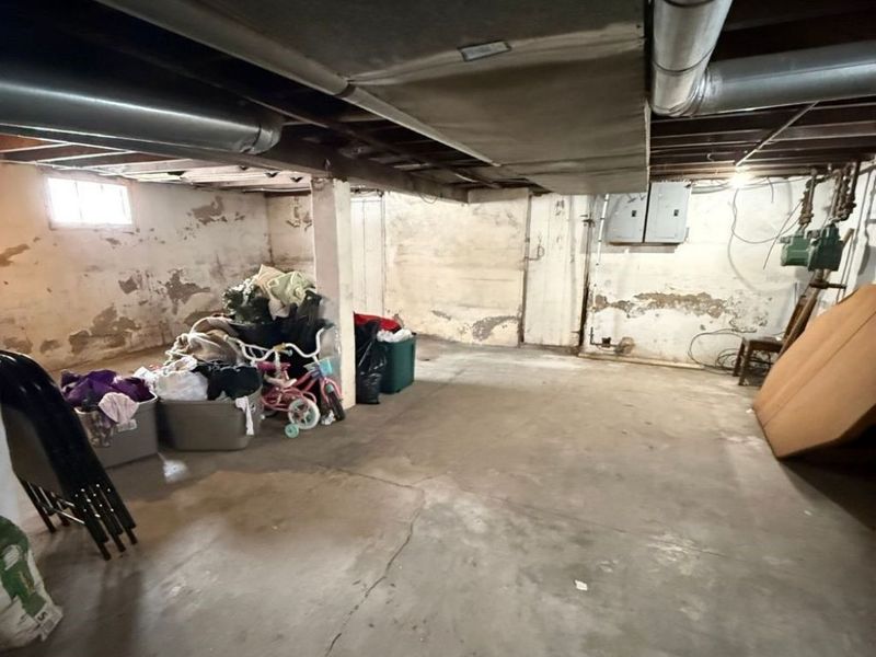 2394 Elyria Avenue, Lorain, OH 44055 Photo 12