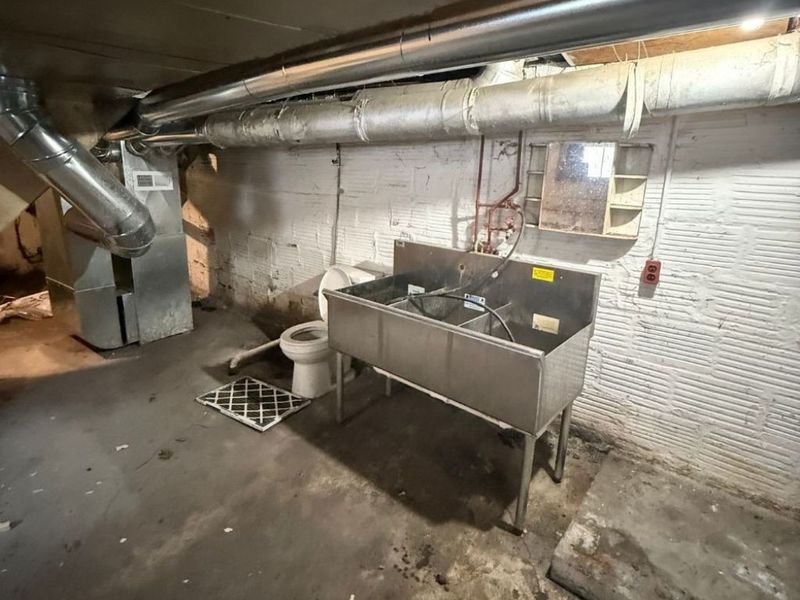 1836 E 33rd Street, Lorain, OH 44055 Photo 13