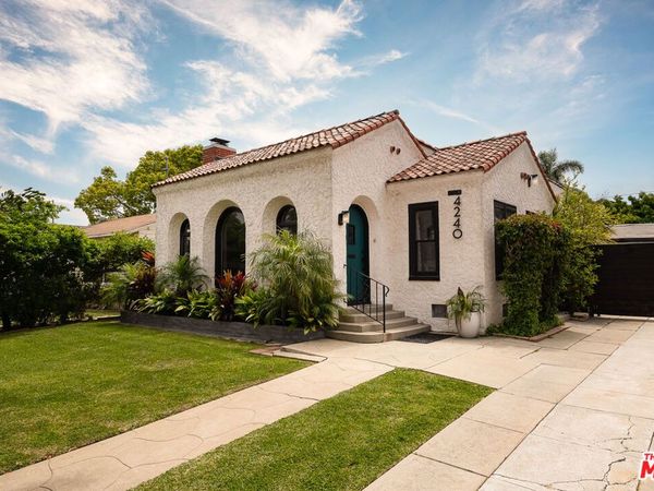 4240 E 6th Street, Long Beach, CA 90814