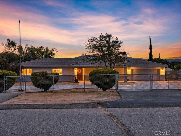 8173 Mono, Hesperia, CA 92345