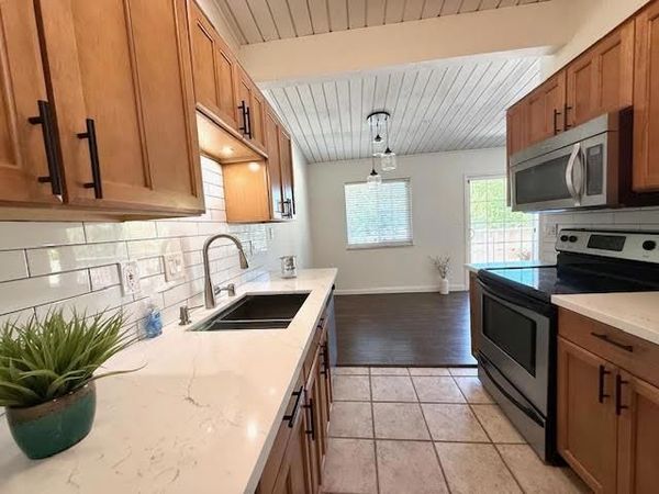 845 Division Street, Unit D, Pleasanton, CA 94566