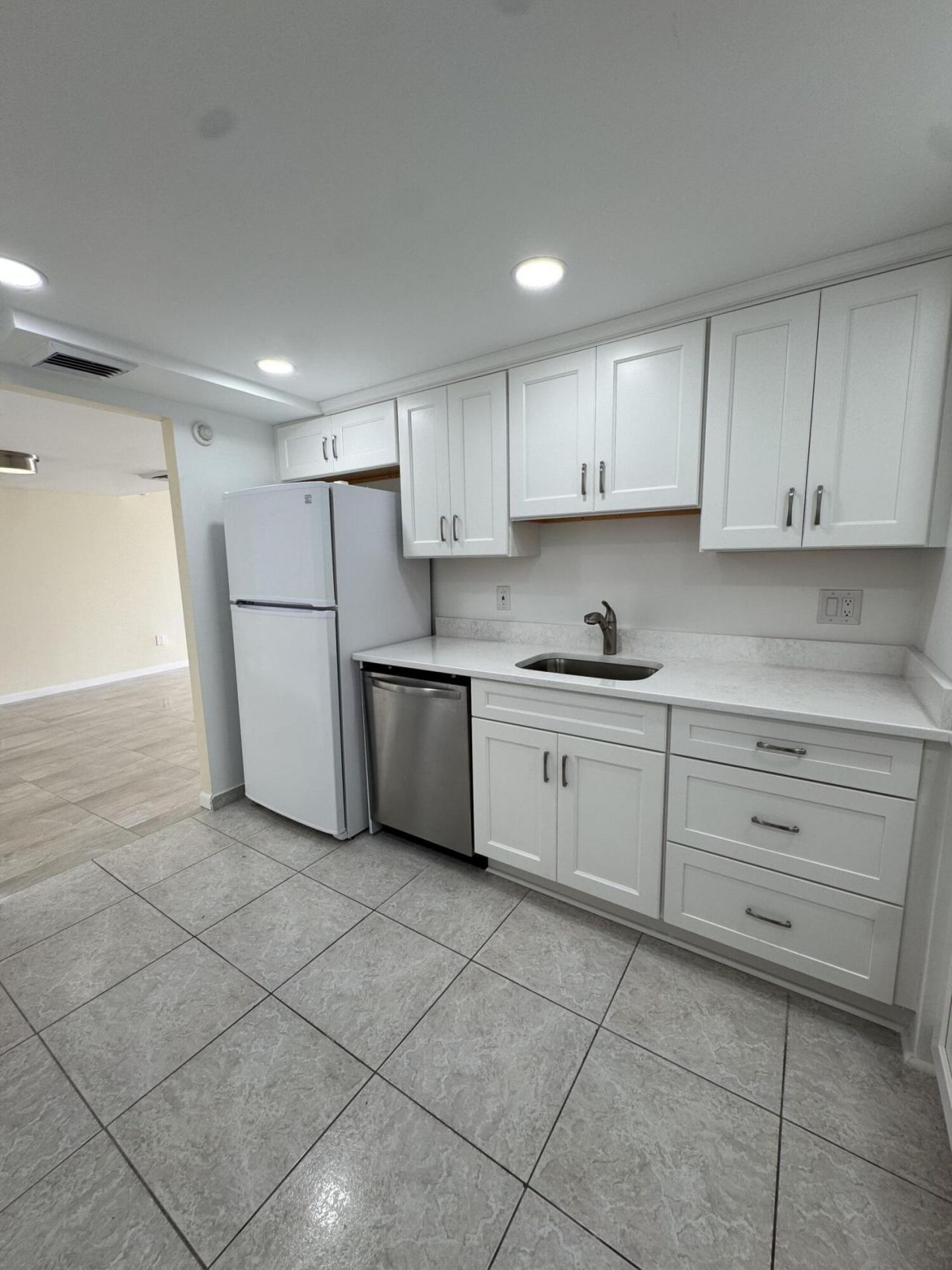 5200 N Flagler Drive, Unit 902, West Palm Beach, FL 33407 Photo