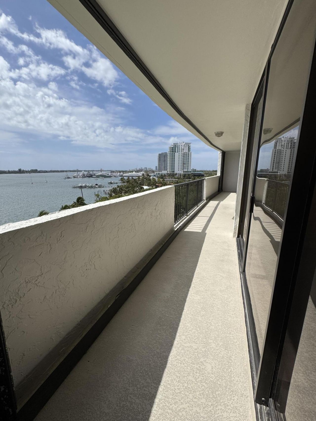 5200 N Flagler Drive, Unit 902, West Palm Beach, FL 33407 Photo