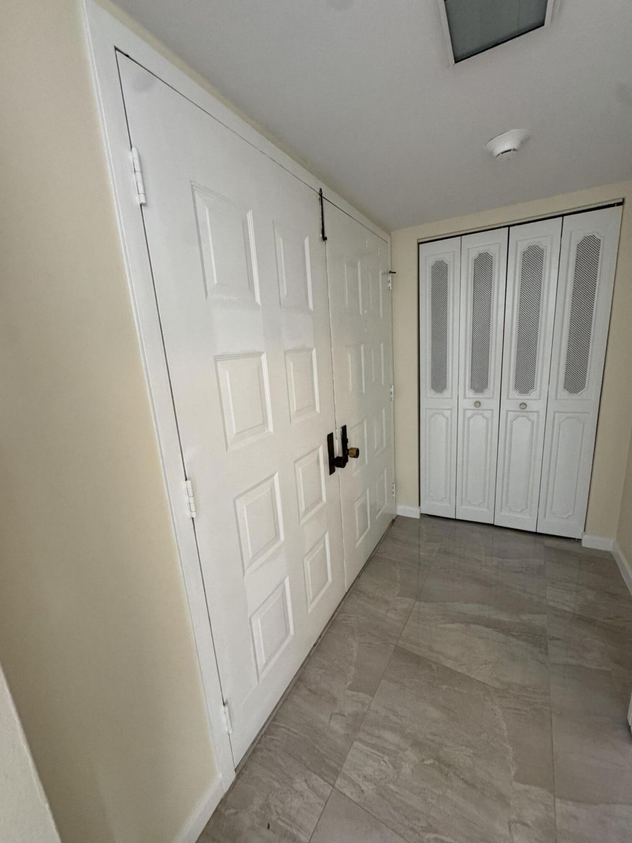 5200 N Flagler Drive, Unit 902, West Palm Beach, FL 33407 Photo