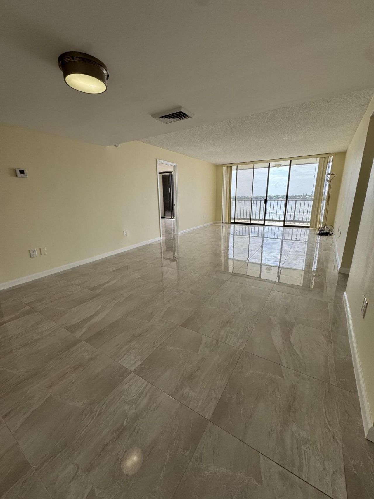 5200 N Flagler Drive, Unit 902, West Palm Beach, FL 33407 Photo