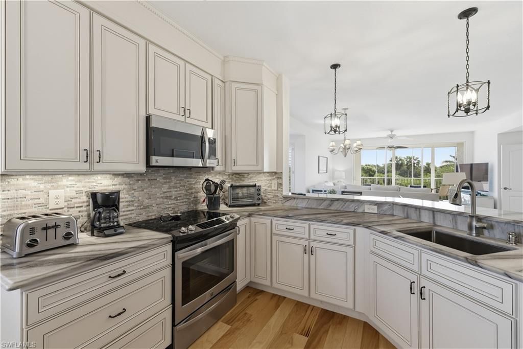 7687 Pebble Creek Cir, Unit 301, Naples, FL 34108 Photo