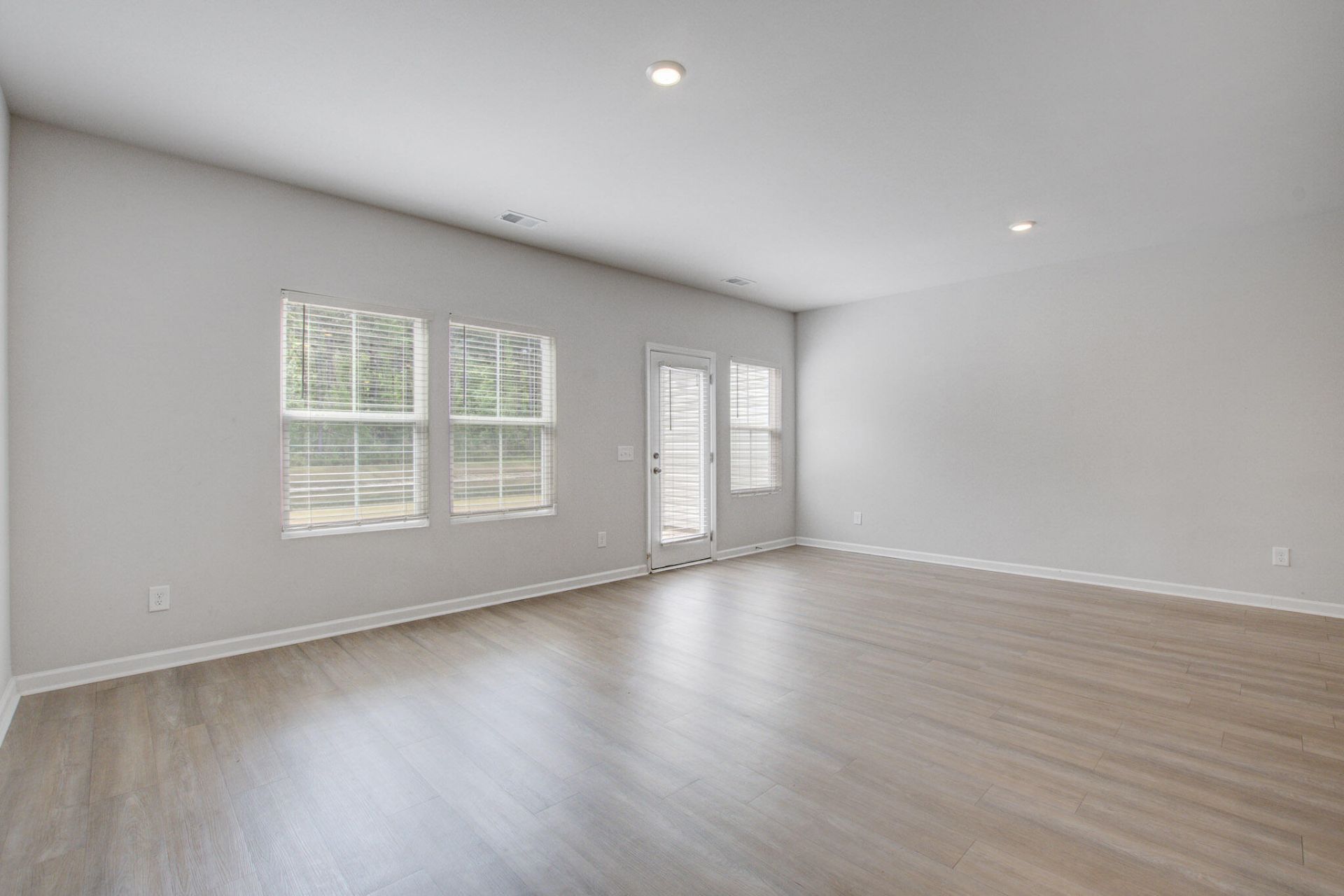4105 Quincy Adams Lane Photo 11