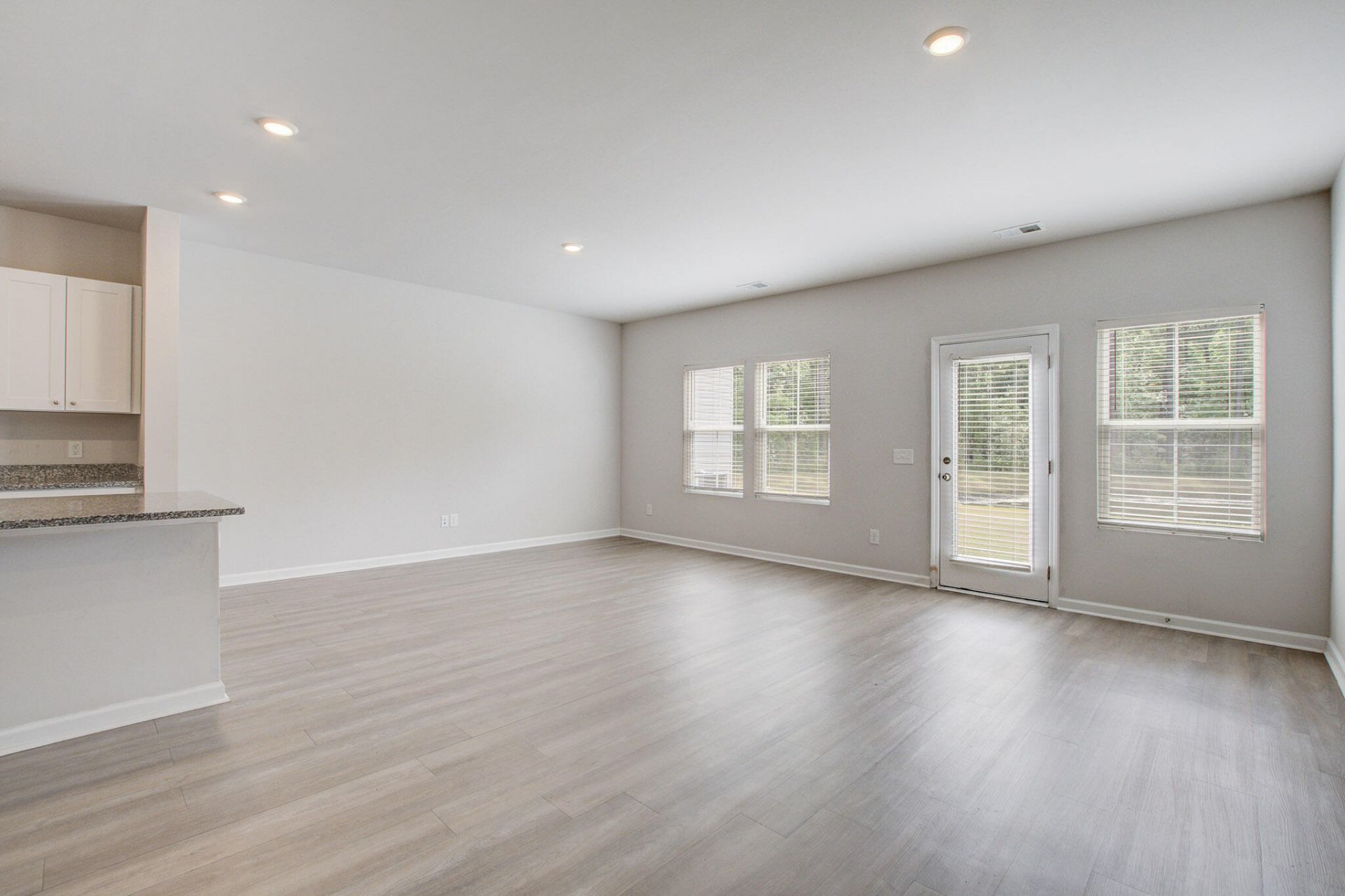 4105 Quincy Adams Lane Photo 12