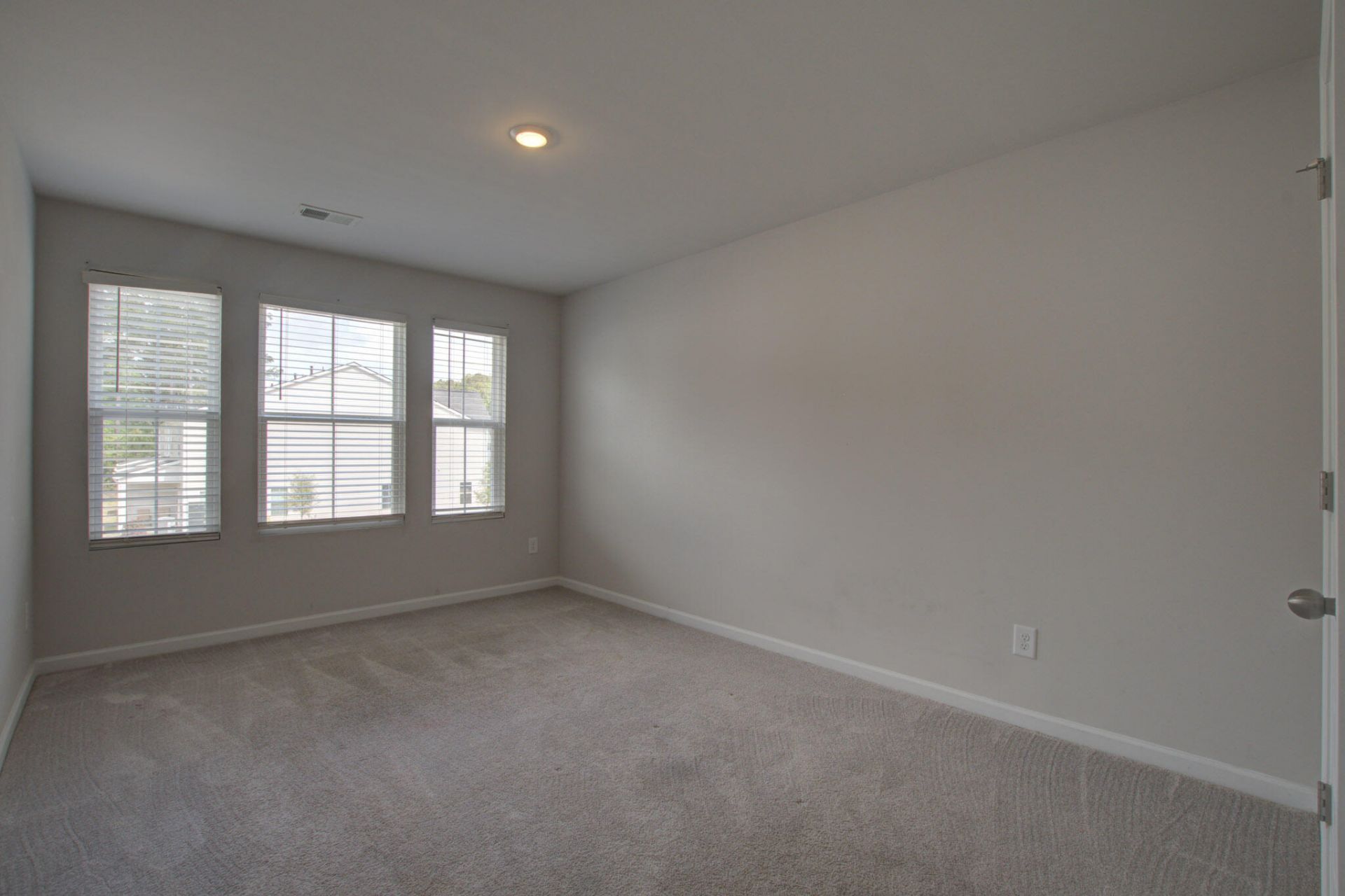 4105 Quincy Adams Lane Photo 22