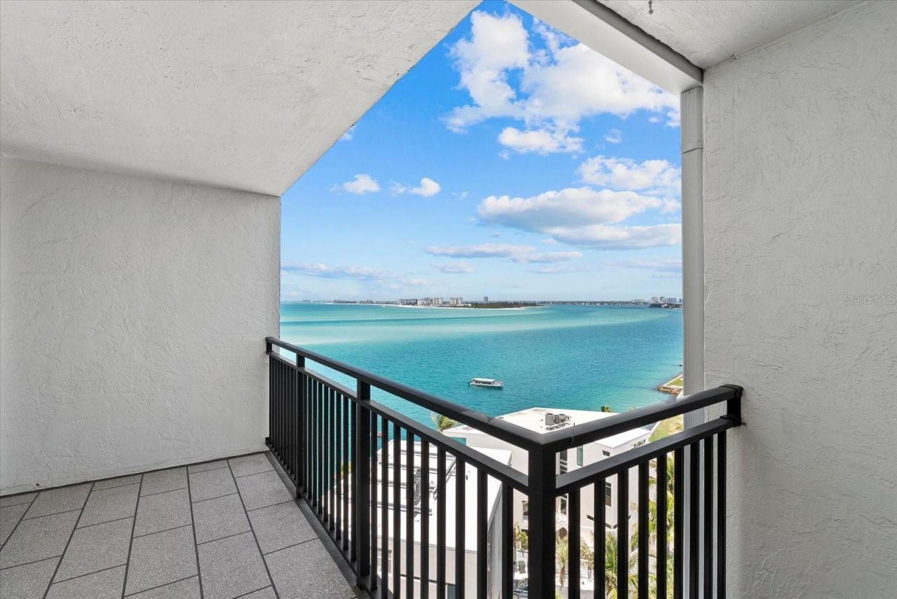 4822 Ocean Boulevard, Unit 11E, Sarasota, FL 34242 Photo