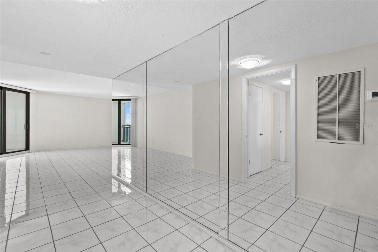 4822 Ocean Boulevard, Unit 11E, Sarasota, FL 34242 Photo