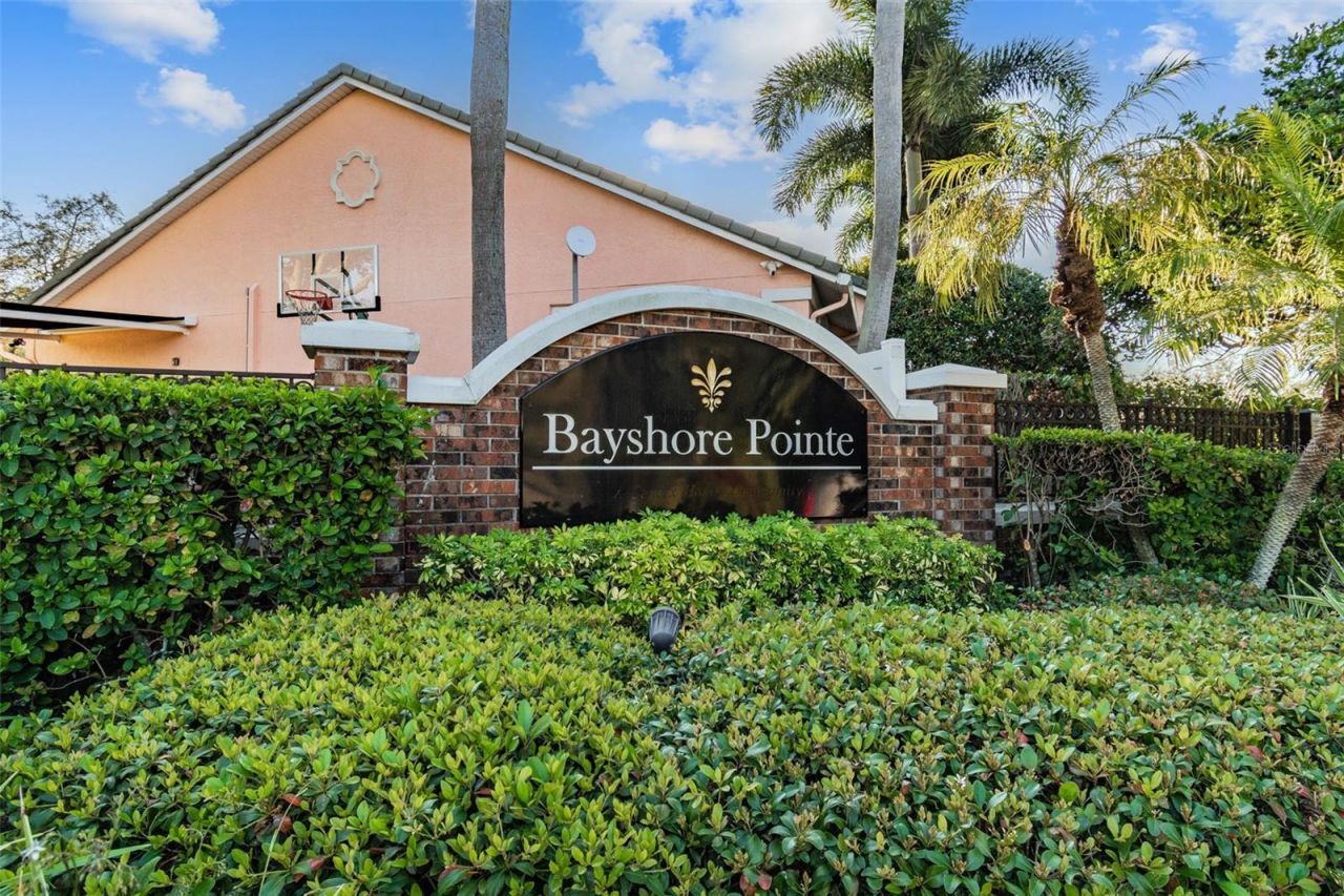 3019 Bayshore Pointe Drive, Tampa, FL 33611 Photo