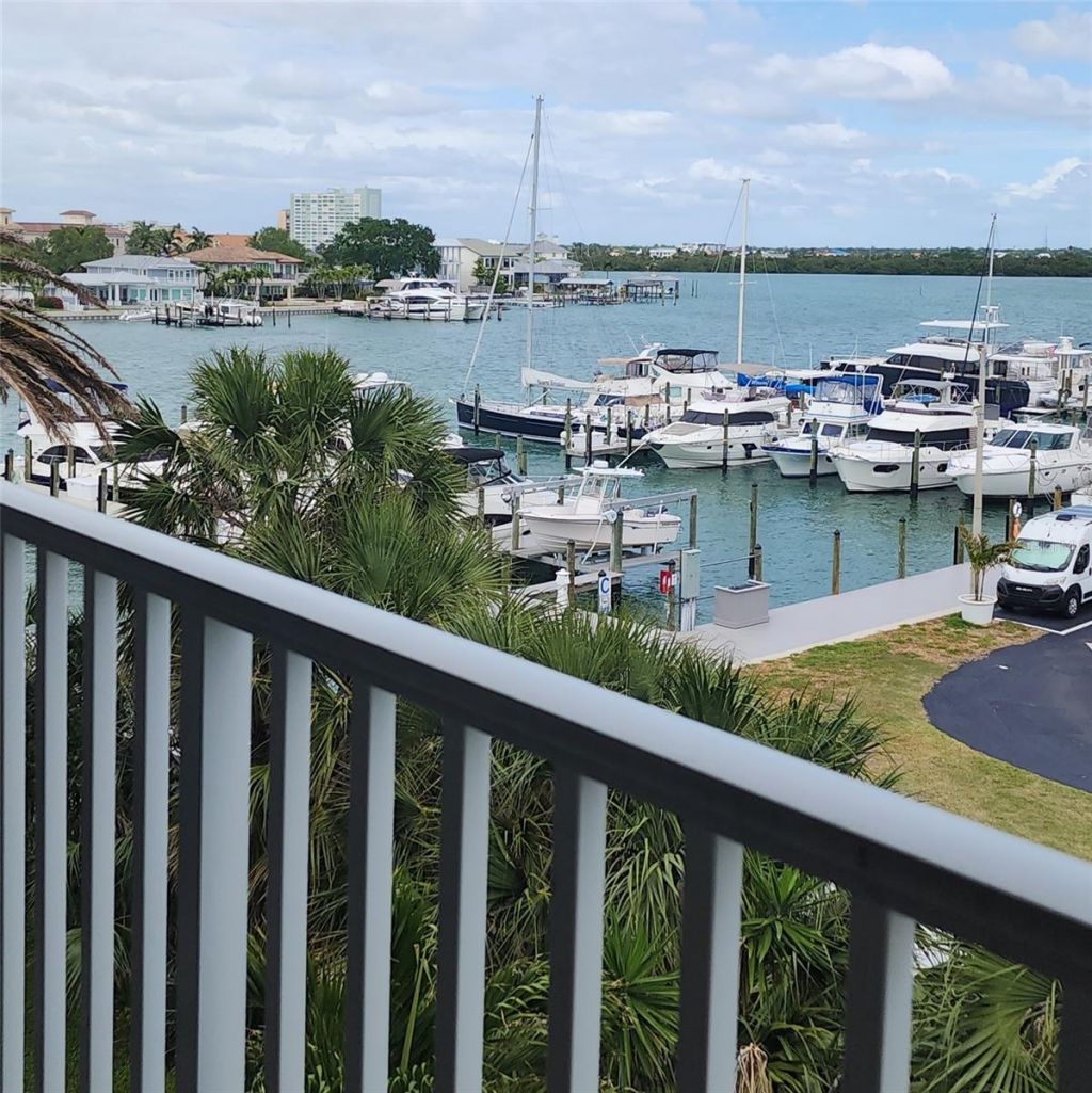 800 Bayway Boulevard, Unit 28, Clearwater Beach, FL 33767 Photo