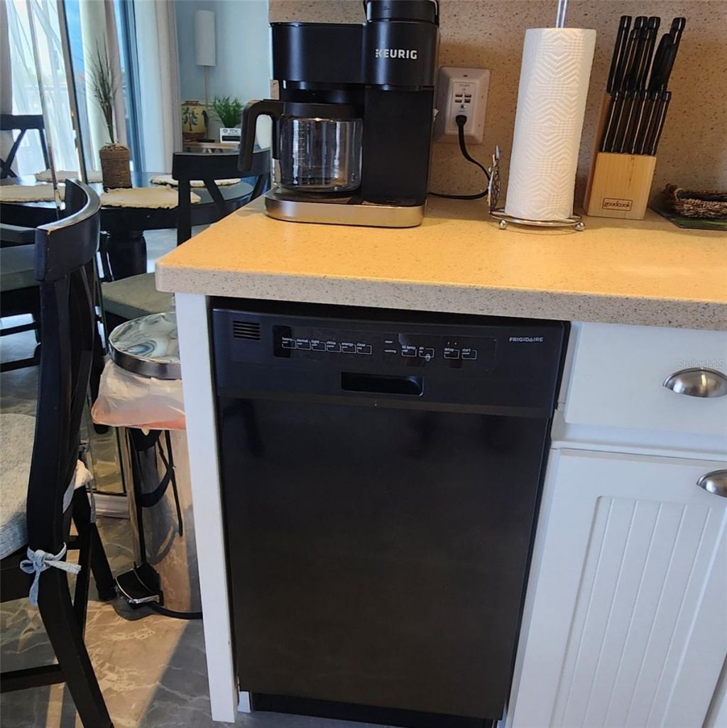 800 Bayway Boulevard, Unit 28, Clearwater Beach, FL 33767 Photo
