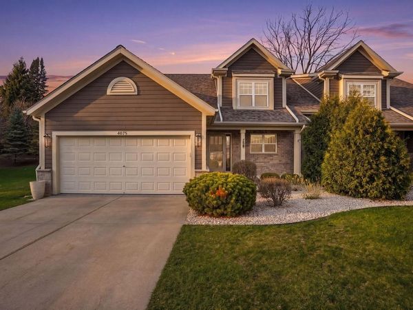 4075 Wyndham Pointe CIRCLE, Unit 6, Brookfield, WI 53005