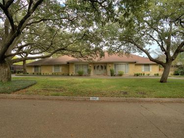 6947 Desco Drive, Dallas, TX 75225