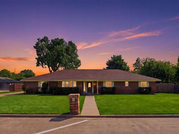 1006 Trophy Club Drive, Trophy Club, TX 76262