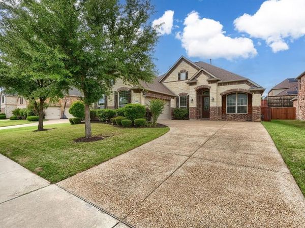 9650 Amberwoods Lane, Frisco, TX 75035