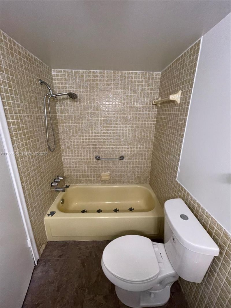 4751 NW 21st St, Unit 611, Lauderhill, FL 33313 Photo