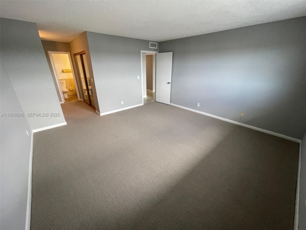 4751 NW 21st St, Unit 611, Lauderhill, FL 33313 Photo