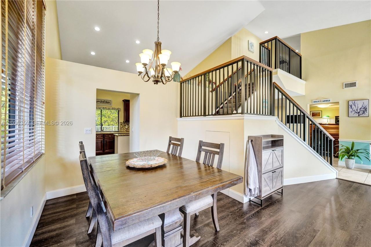 5112 NW 58th Ter, Coral Springs, FL 33067 Photo