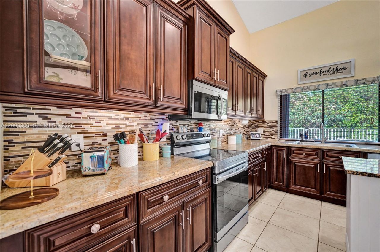 5112 NW 58th Ter, Coral Springs, FL 33067 Photo