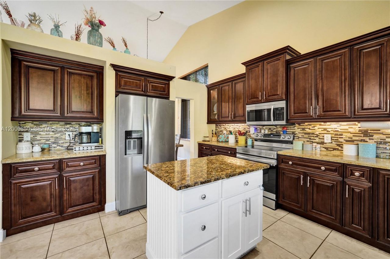 5112 NW 58th Ter, Coral Springs, FL 33067 Photo