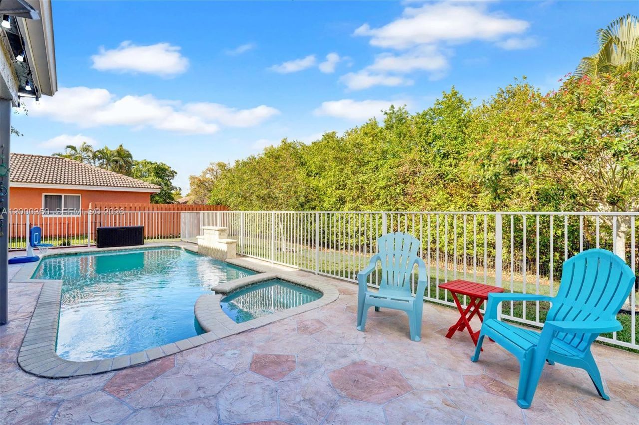 5112 NW 58th Ter, Coral Springs, FL 33067 Photo