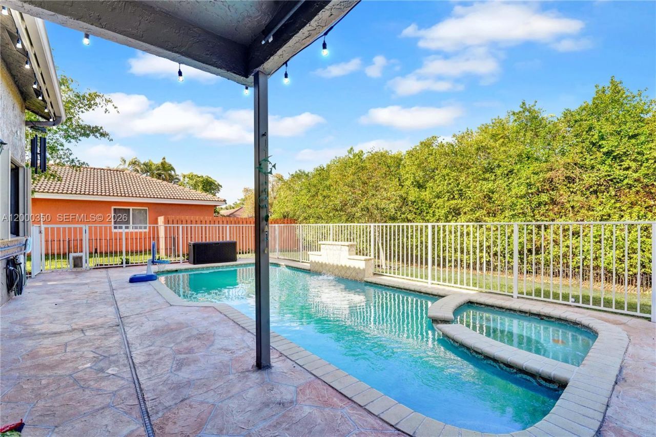 5112 NW 58th Ter, Coral Springs, FL 33067 Photo