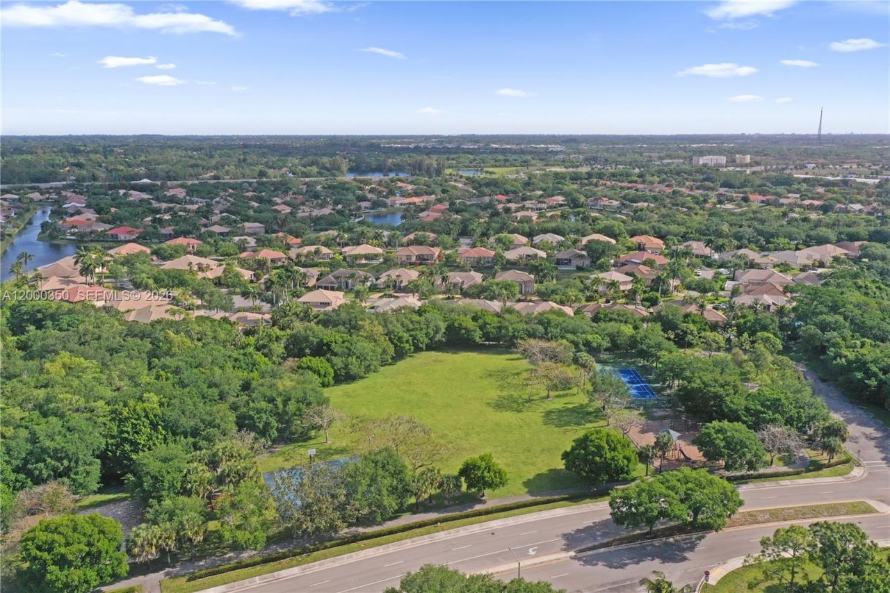 5112 NW 58th Ter, Coral Springs, FL 33067 Photo