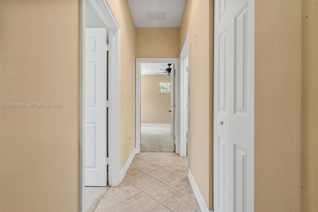 2016 Tarpon Bay Dr N, Unit 202, Naples, FL 34119 Photo