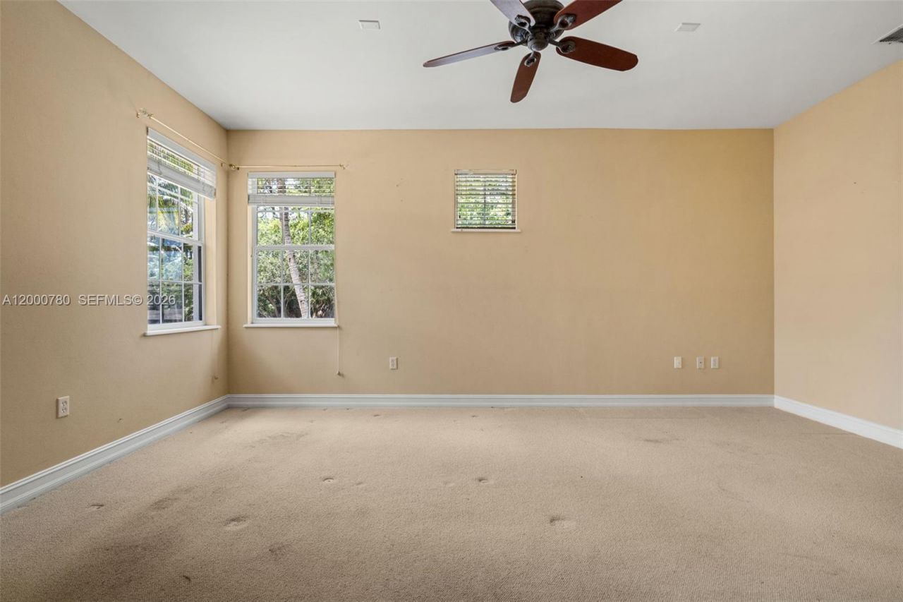 2016 Tarpon Bay Dr N, Unit 202, Naples, FL 34119 Photo